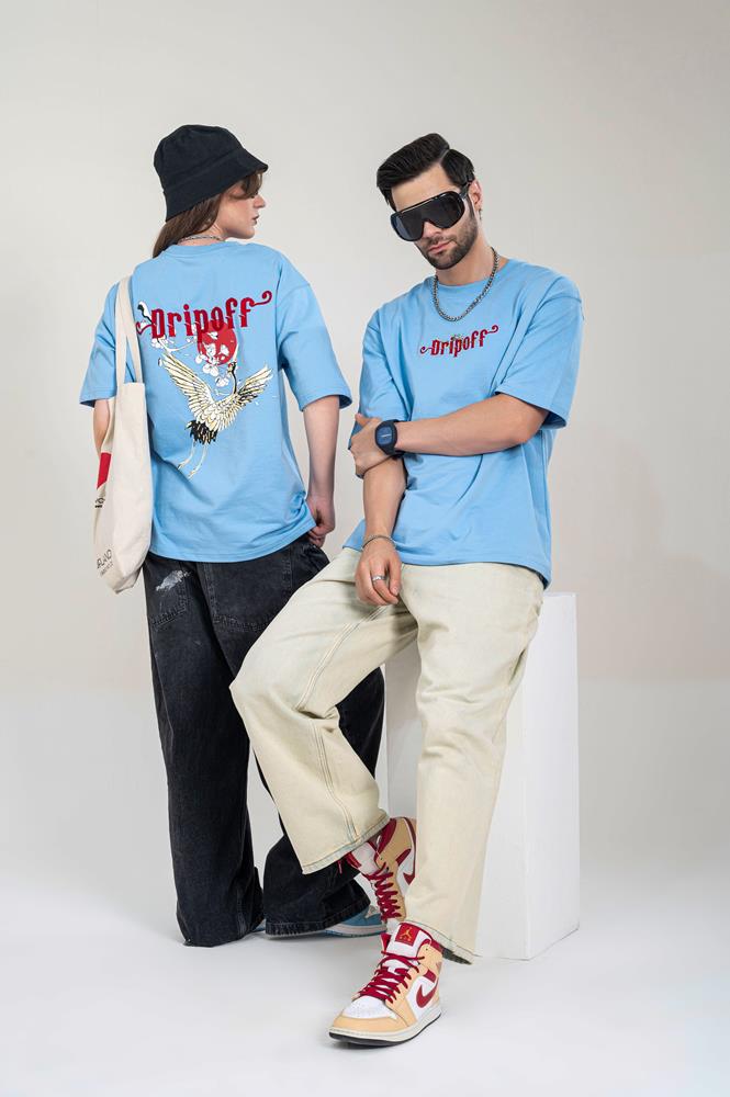 SKY CANVAS EMBROIDERED TEE